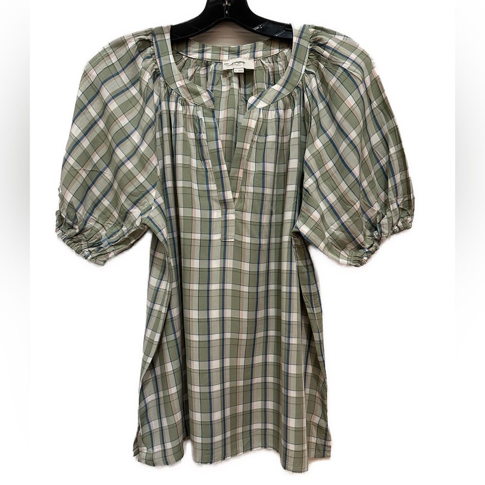 NWOT Loft Green Plaid V Neck Rayon Top Size M